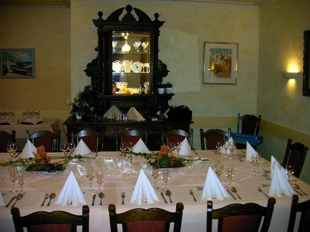 Gasthaus Hirsch Hotell Baden-Baden Eksteriør bilde